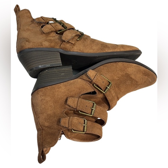 Booties - Women's Triple Buckle Western -Cognac Tan Kelsey Universal Thread EUC - Picture 5 of 9